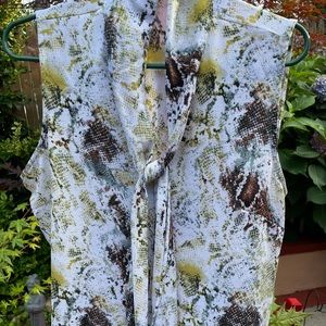 S2 Sioni blouse size L